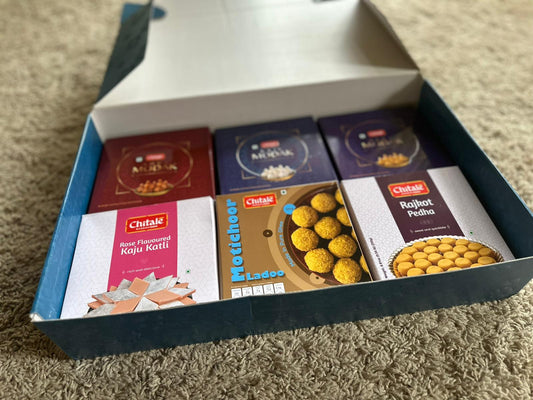 Diwali Hamper Combo B (3 Sweets + 3 Namkeen)